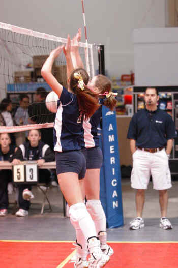 Aces v Summit 03-01-03-020.JPG (96888 bytes)