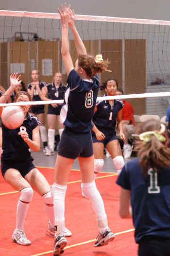 Aces v Summit 03-01-03-122.JPG (103911 bytes)